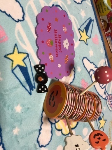 取引中  マザーガーデン  ハロウィンロールケーキ