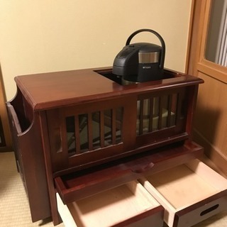 木製キャスター付きのお座敷ポットワゴン 小物整理  の画像