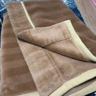 日本製・中古1人用毛布お譲りしますの画像