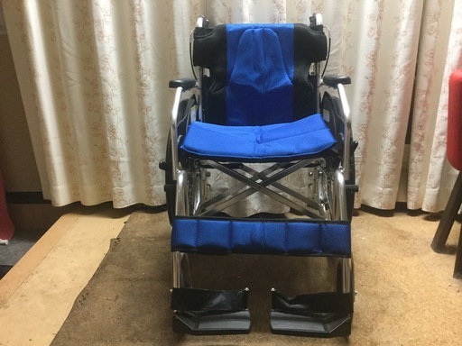 お引渡し決定　　5月4日（土）午後、直接引き取りにいらしていただける方限定　車いす　自走式　チャップス
