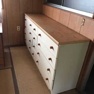 子供部屋に！ チェスト タンス 無料
