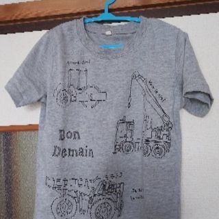 子供服半袖Tシャツ120 ④