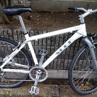 🚴GIANT SEEK R3
