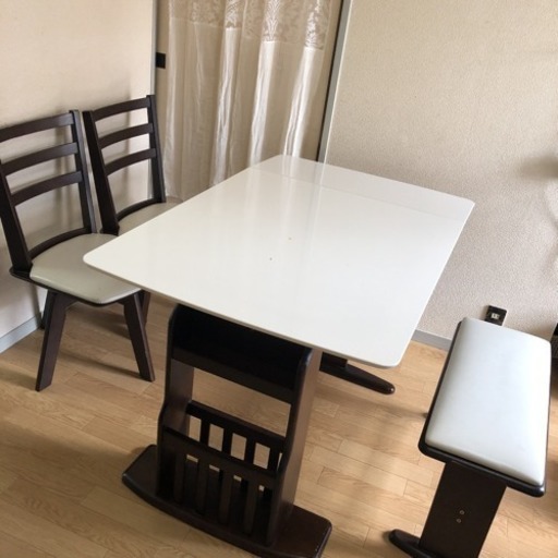 ダイニングテーブル4点セットSALE在庫処分価格！売り切り！