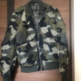 H&M  迷彩柄ジャンバー