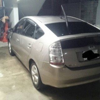 プリウスゴールドの画像