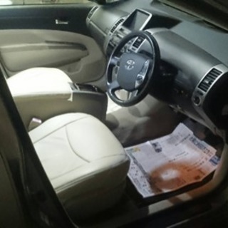 プリウスゴールドの画像