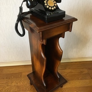 【差し上げます】電話台(中古)