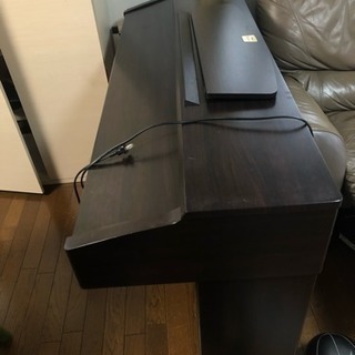 YAMAHAの電子ピアノです