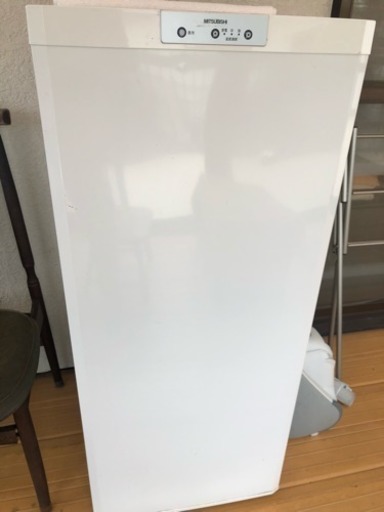 三菱 冷凍庫 121L MF-U12N-W