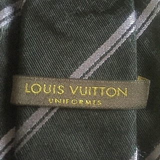 LOUISVUITTON ユニフォームの画像