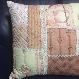パッチワーク クッションセットの画像