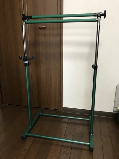 ハンガーラック