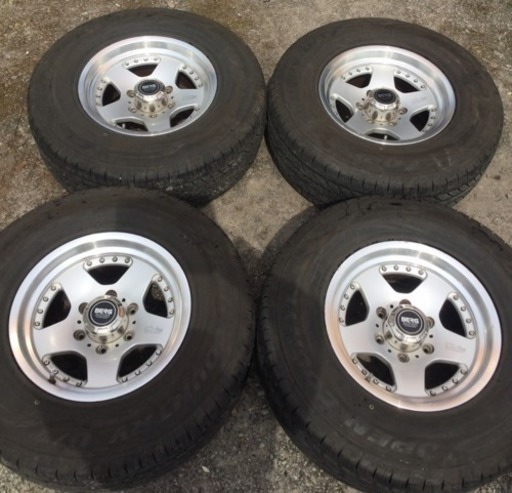 値下げ！ランクル プラド等 社外アルミ付 バリ溝 265/70R16 4本セット