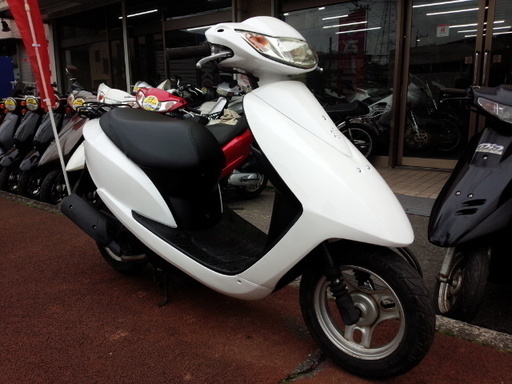 NO.2647　ディオ （ＤＩＯ） ４サイクルエンジン　ホワイト　☆彡