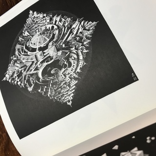エッシャー 画集 & 図録 の2冊  【だまし絵で有名な画家】の画像