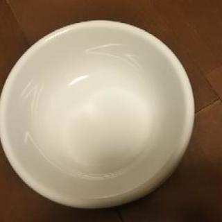 未使用✨白いサラダボール5個の画像