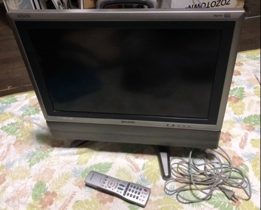シャープ 22型液晶テレビ キレイに映ります！