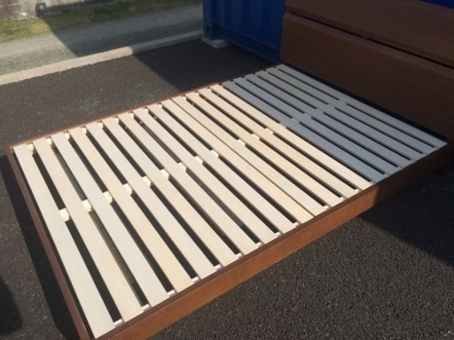 福岡市内配達無料 ダブルベッド フレーム 北欧デザイン