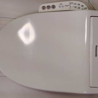 温水洗浄便座