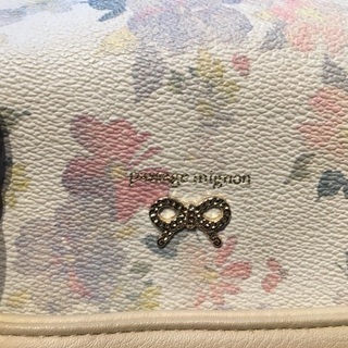 パサージュミニョンのバックの画像