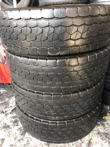 トラックタイヤのみ