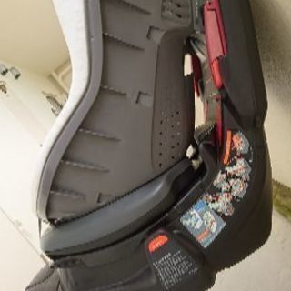 コンビ チャイルドシート ゼウスターンユーロの画像