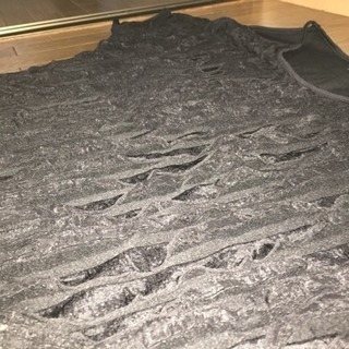 オープンショルダー フリルシャツ