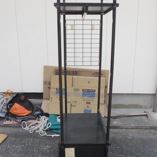 ☆無料☆地元のみ☆引き出し付きハンガー掛け☆の画像