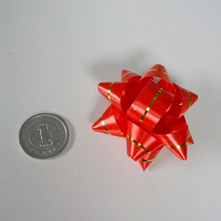 リボン赤　装飾　1個だけ欲しい方にの画像