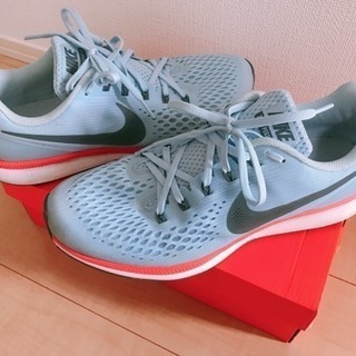 NIKE ランニングシューズ 27.5cmの画像