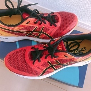 asics ランニングシューズ 28cm