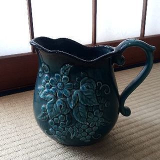 レトロブルー花瓶