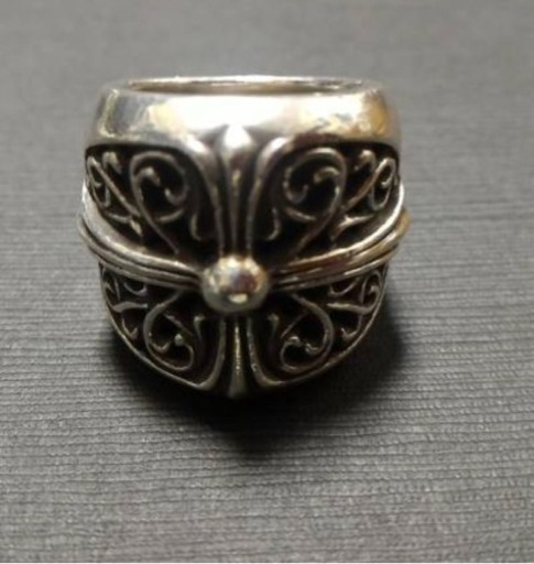 クロムハーツ オーバルクロスリング!!