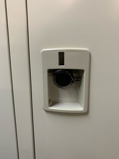 8人用ロッカー 南京錠ロックタイプ