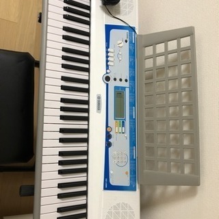 値下げします！☆ヤマハ YAMAHA 電子ピアノ EZ-J200 ピアノスタンドセット(折りたたみ可能)☆の画像