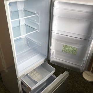 ☆シャープ☆大容量☆冷蔵庫、洗濯機セット☆1〜2人暮らしに☆完動、清掃済み ☆シャープ☆大容量☆冷蔵庫、洗濯機セット☆1〜2人暮らし