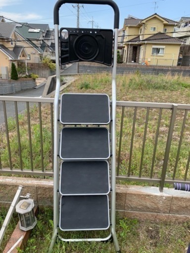 ステップラダー  4段