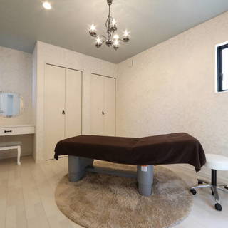 エステ★オープニングstaff正社員★夢の毎月ボーナス★ノルマ化...