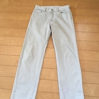 ユニクロ、ノーブランド ジーンズ等6本の画像