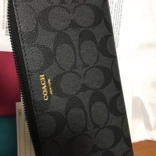 コーチ長財布人気商品