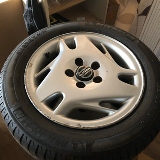 ボルボアルミホイール ミシュランタイヤ8部山 195/60r15