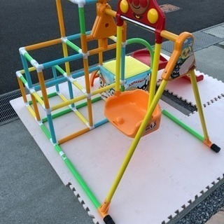 アンパンマンジャングルジムの画像