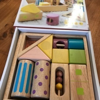 つみきとMIKI HOUSEの木の汽車の画像