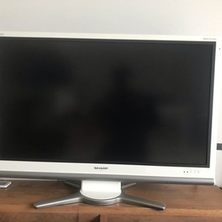 シャープ　AQUOS 液晶カラーテレビ　42 白　ホワイト SHARP デジタルハイビジョン液晶テレビ AQUOS 42型