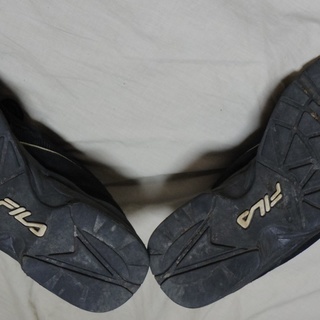 FILA　スニーカー　27.5センチ　　フィラ　黒スニーカーの画像