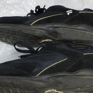 FILA　スニーカー　27.5センチ　　フィラ　黒スニーカーの画像