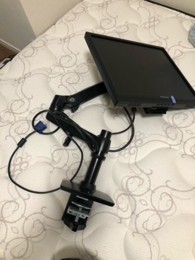 モニターアームと モニターセット