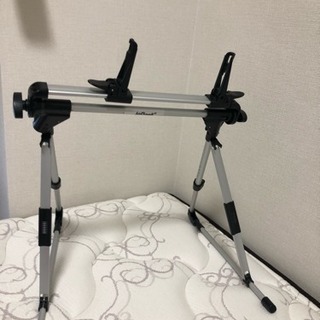 タブレット 寝ながら見られるガジェットの画像