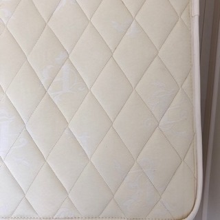 シングル マットレスの画像
